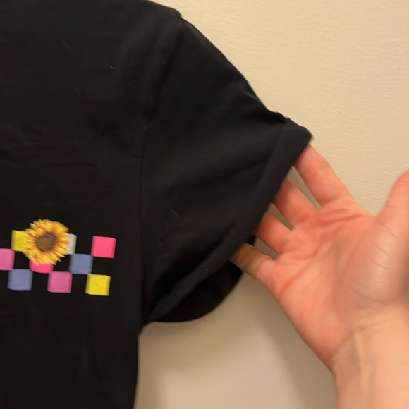 Vintage retro Vans Black T-Shirt with Sunflowers size XS - Picture 7 of 7